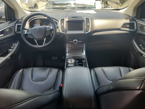 Used 2019 Ford Edge Titanium FWD image 12