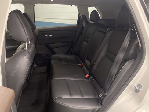 Used 2023 Nissan Rogue SL w/ SL Premium Package image 30