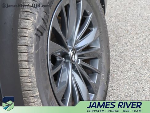 Used 2025 MAZDA CX-70 3.3 Turbo w/ Preferred Package AWD/4WD image 40
