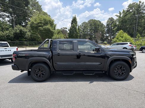 Used 2022 Nissan Frontier Pro-X w/ Technology Package RWD image 9