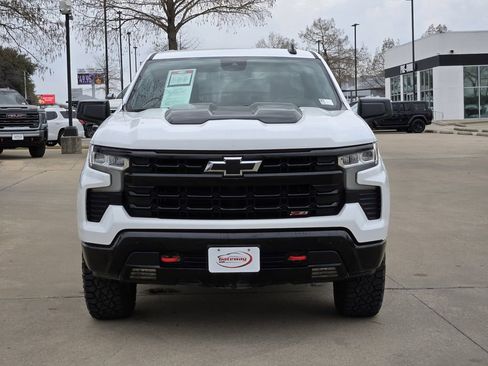 Used 2024 Chevrolet Silverado 1500 LT Trail Boss w/ Protection Package image 2