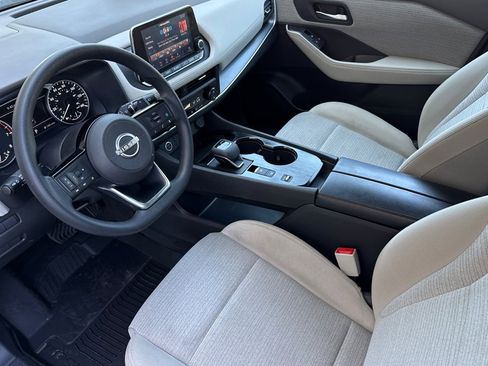 Used 2023 Nissan Rogue SV FWD image 12