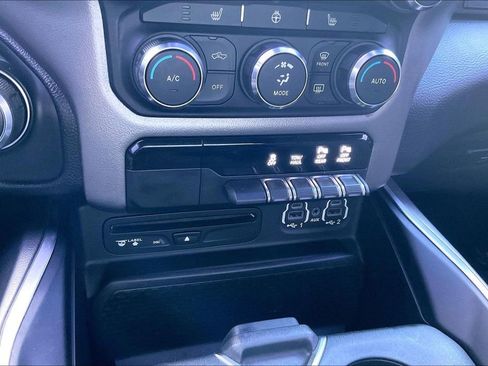 Used 2019 RAM 1500 Big Horn image 32