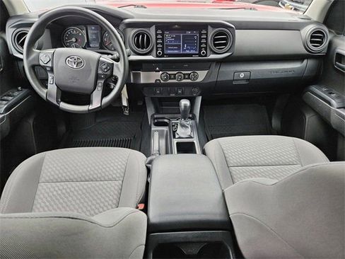 Used 2021 Toyota Tacoma SR w/ SR Convenience Package image 5