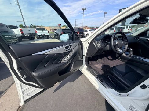 Used 2021 INFINITI Q50 Luxe w/ Cargo Package RWD image 10