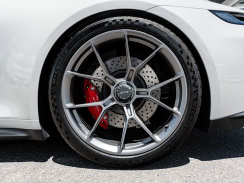 Used 2024 Porsche 911 GT3 RWD image 7