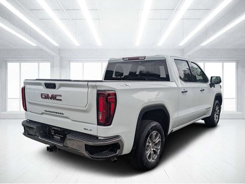 Used 2025 GMC Sierra 1500 SLT AWD/4WD image 3