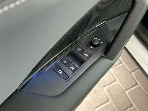 New 2026 Volkswagen Tiguan SE R-Line image 12