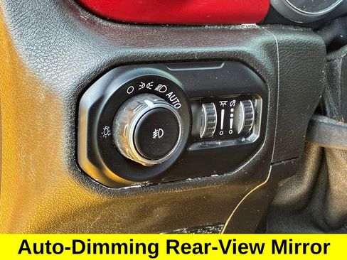 Used 2020 Jeep Wrangler Rubicon w/ Uconnect 4C Nav & Sound Group AWD/4WD image 13