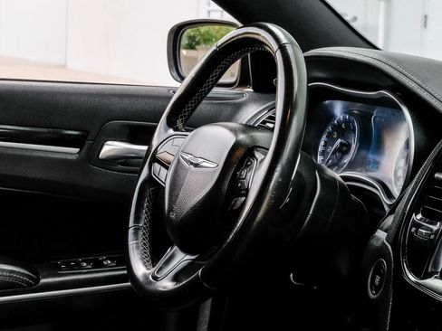 Used 2021 Chrysler 300 S w/ S Model Appearance Package RWD image 20