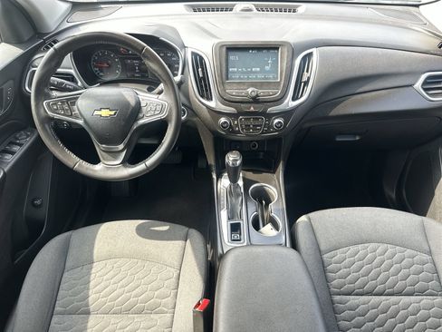 Used 2018 Chevrolet Equinox LT FWD image 18