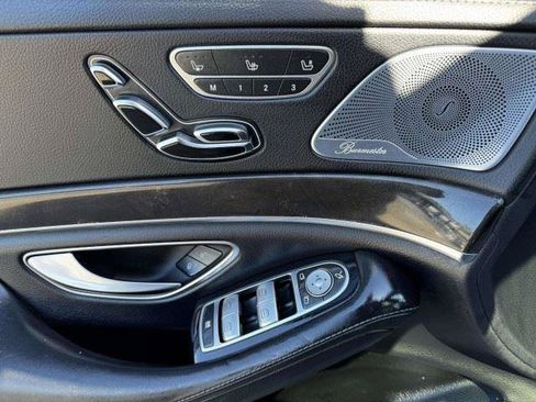 Used 2019 Mercedes-Benz S 560 4MATIC Sedan image 18