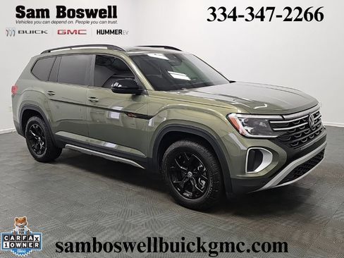 Used 2024 Volkswagen Atlas Peak Edition SEL AWD/4WD image 1