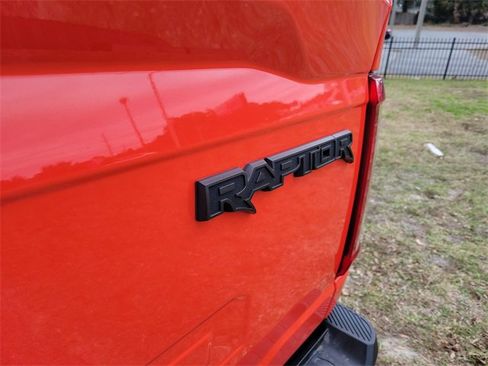Used 2022 Ford F150 Raptor image 7