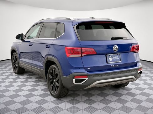 Certified 2023 Volkswagen Taos SE w/ Panoramic Sunroof Package FWD image 3