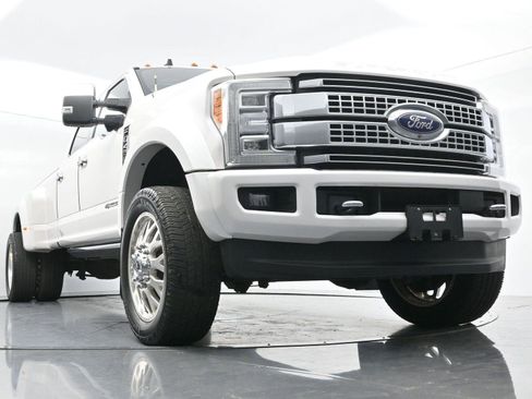 Used 2019 Ford F450 Platinum w/ Platinum Ultimate Package AWD/4WD image 50