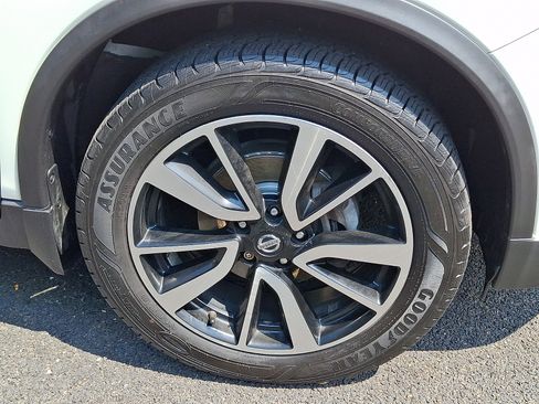 Used 2020 Nissan Rogue SL AWD/4WD image 8