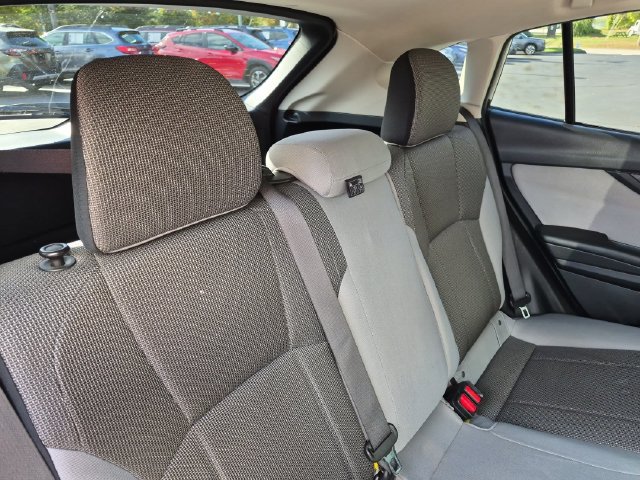 Used 2019 Subaru Crosstrek 2.0i AWD/4WD image 18