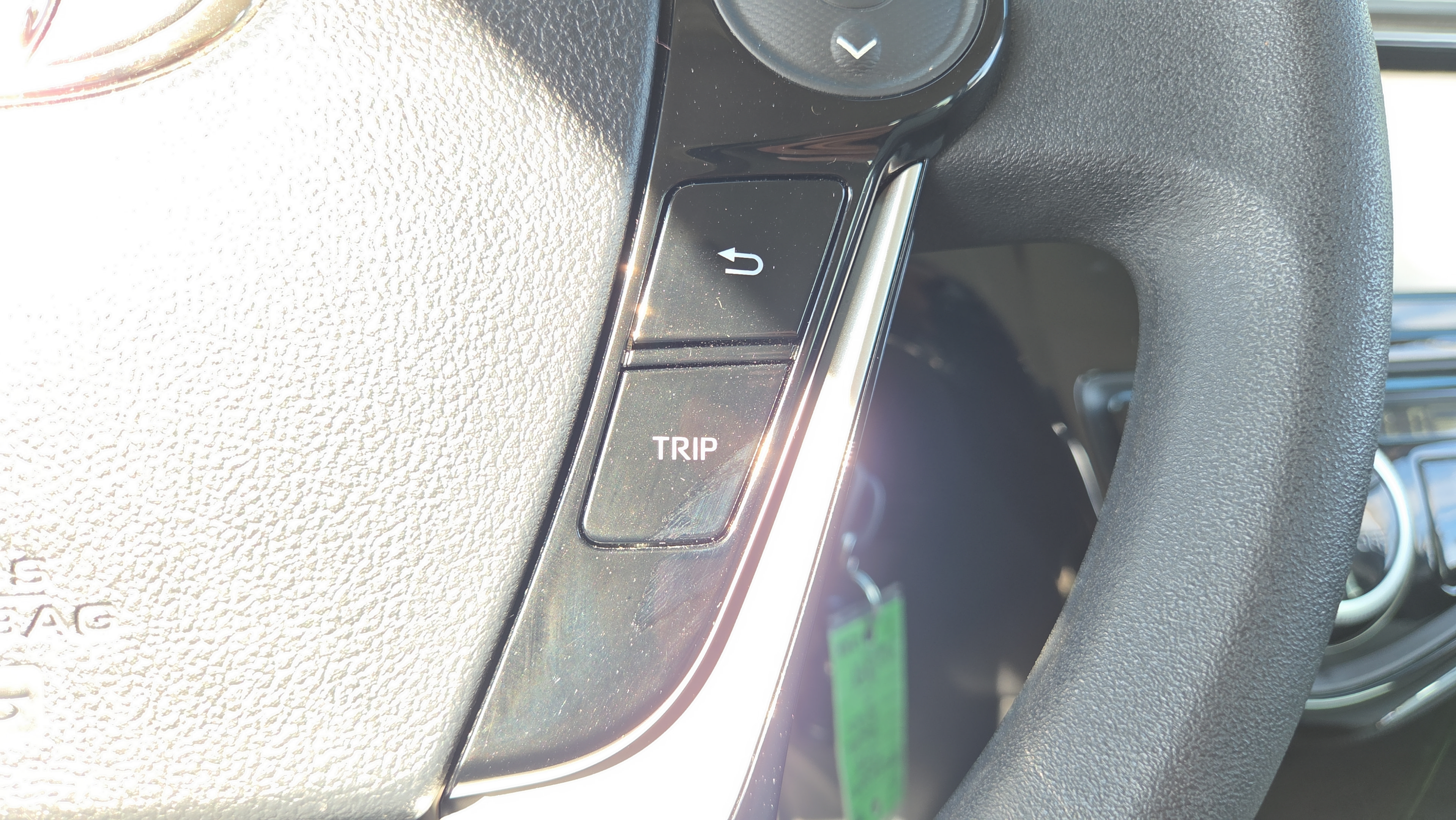 Used 2018 Toyota Prius C One FWD image 24