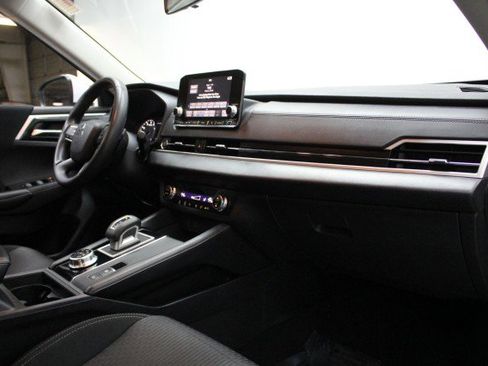 Used 2022 Mitsubishi Outlander ES image 22