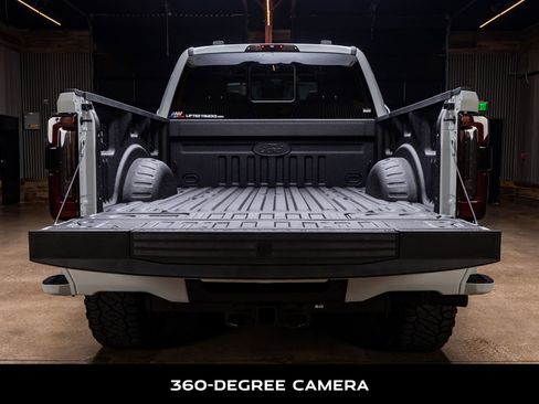 Used 2026 Ford F250 Platinum w/ Platinum Plus Package AWD/4WD image 9