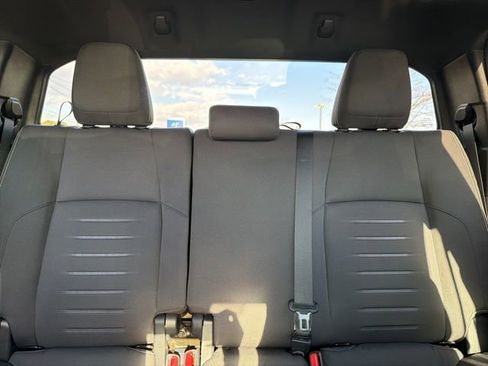 Used 2024 Toyota Tacoma TRD Off-Road image 29