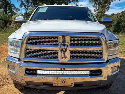 Used 2016 RAM 3500 Laramie image 20