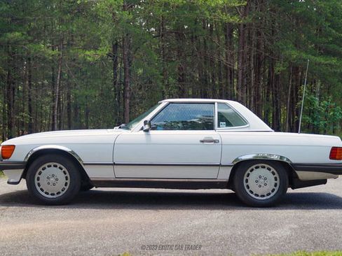 Used 1989 Mercedes-Benz 560 SL image 3