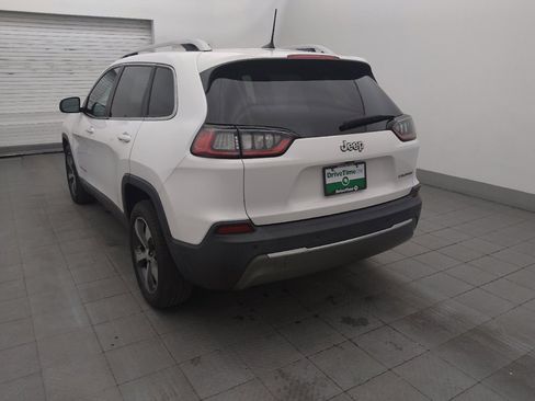 Used 2019 Jeep Cherokee Limited FWD image 5