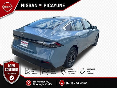 New 2026 Nissan Sentra SV w/ Floor Mat Package FWD image 6