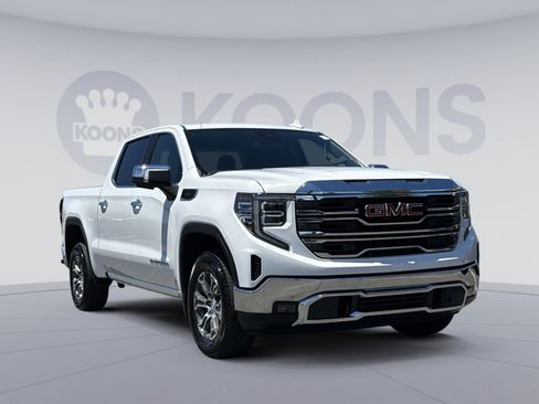 Used 2026 GMC Sierra 1500 SLT RWD image 10