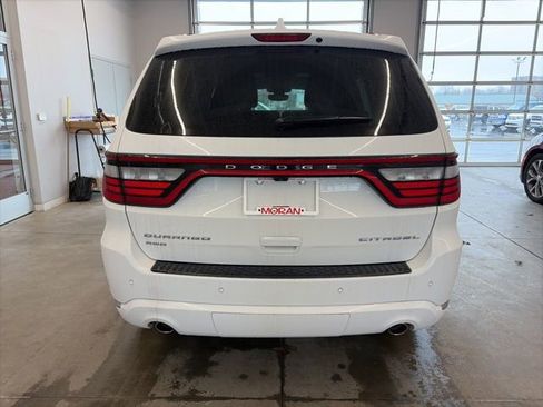 Used 2017 Dodge Durango Citadel w/ Premium Entertainment Group image 5