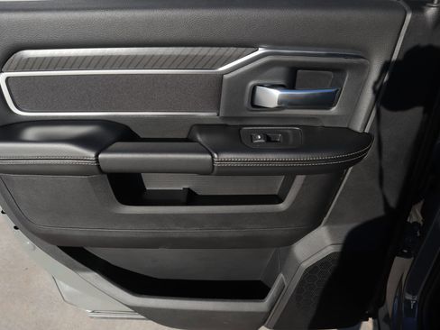 New 2026 RAM 2500 Big Horn AWD/4WD image 17