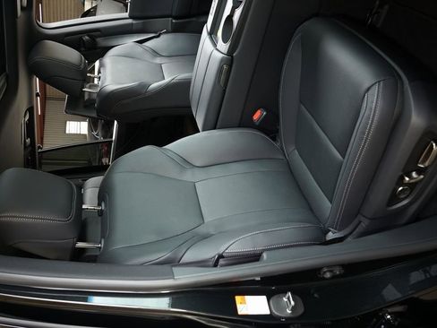 Used 2026 Lexus LX 600 4WD w/ Luxury Package image 10