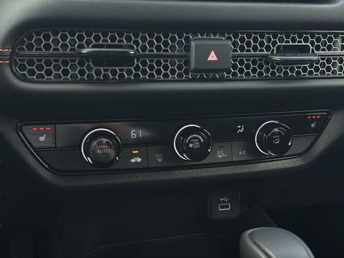 Certified 2024 Honda HR-V Sport image 29