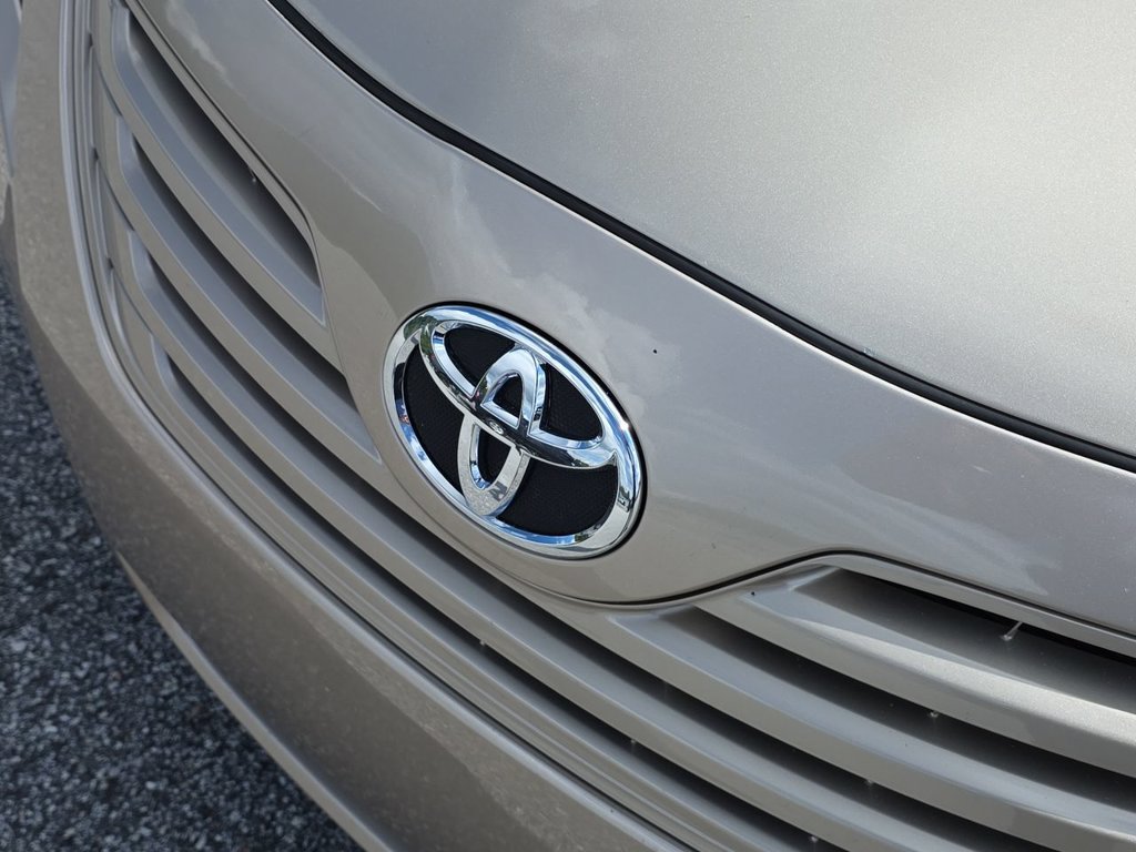 Used 2007 Toyota Camry LE FWD image 25