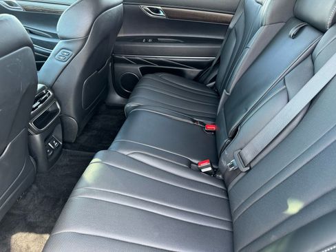 Used 2024 Genesis GV80 2.5T image 16