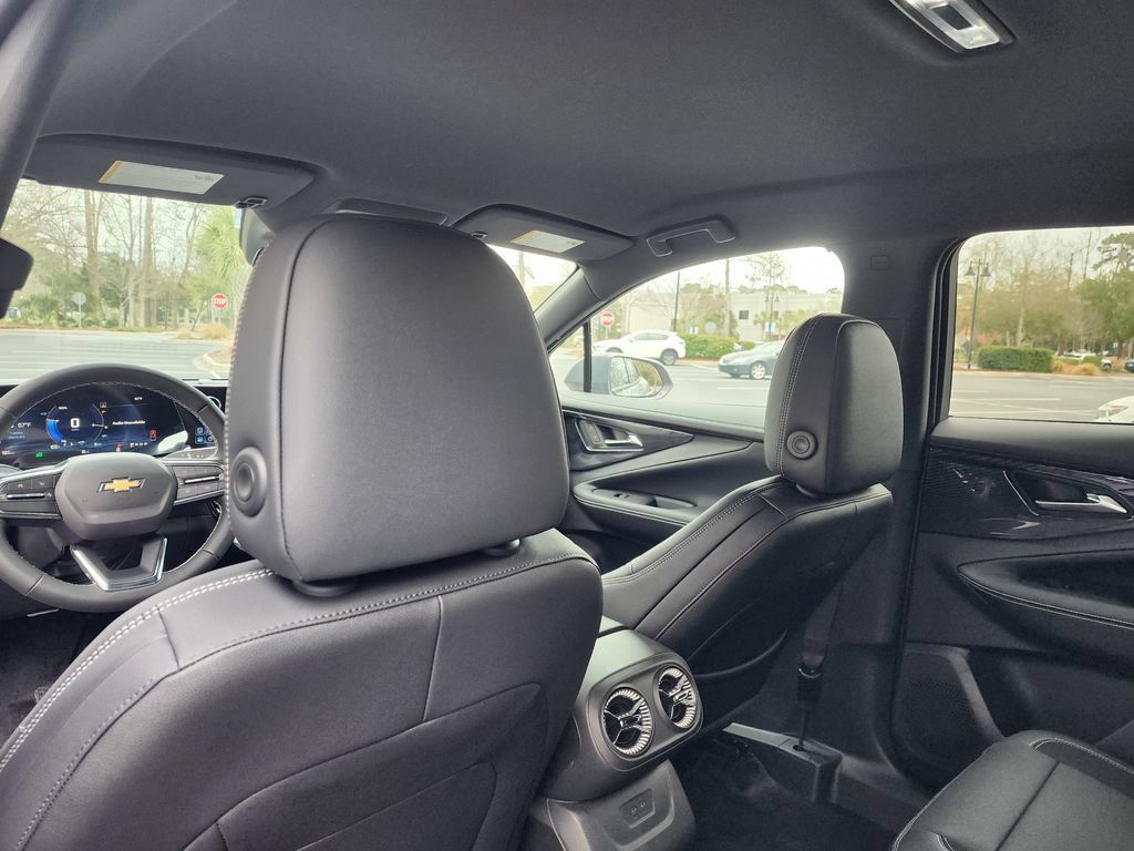 New 2025 Chevrolet Blazer EV LT AWD/4WD image 19