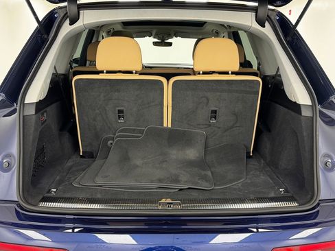 Used 2021 Audi Q7 2.0T Premium Plus w/ Executive Package image 36