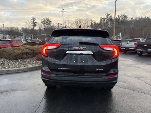 Used 2022 GMC Terrain SLE w/ Driver Convenience Package image 7