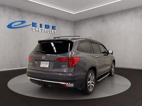 Used 2018 Honda Pilot Touring image 15
