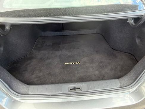 Used 2024 Nissan Sentra SV FWD image 22