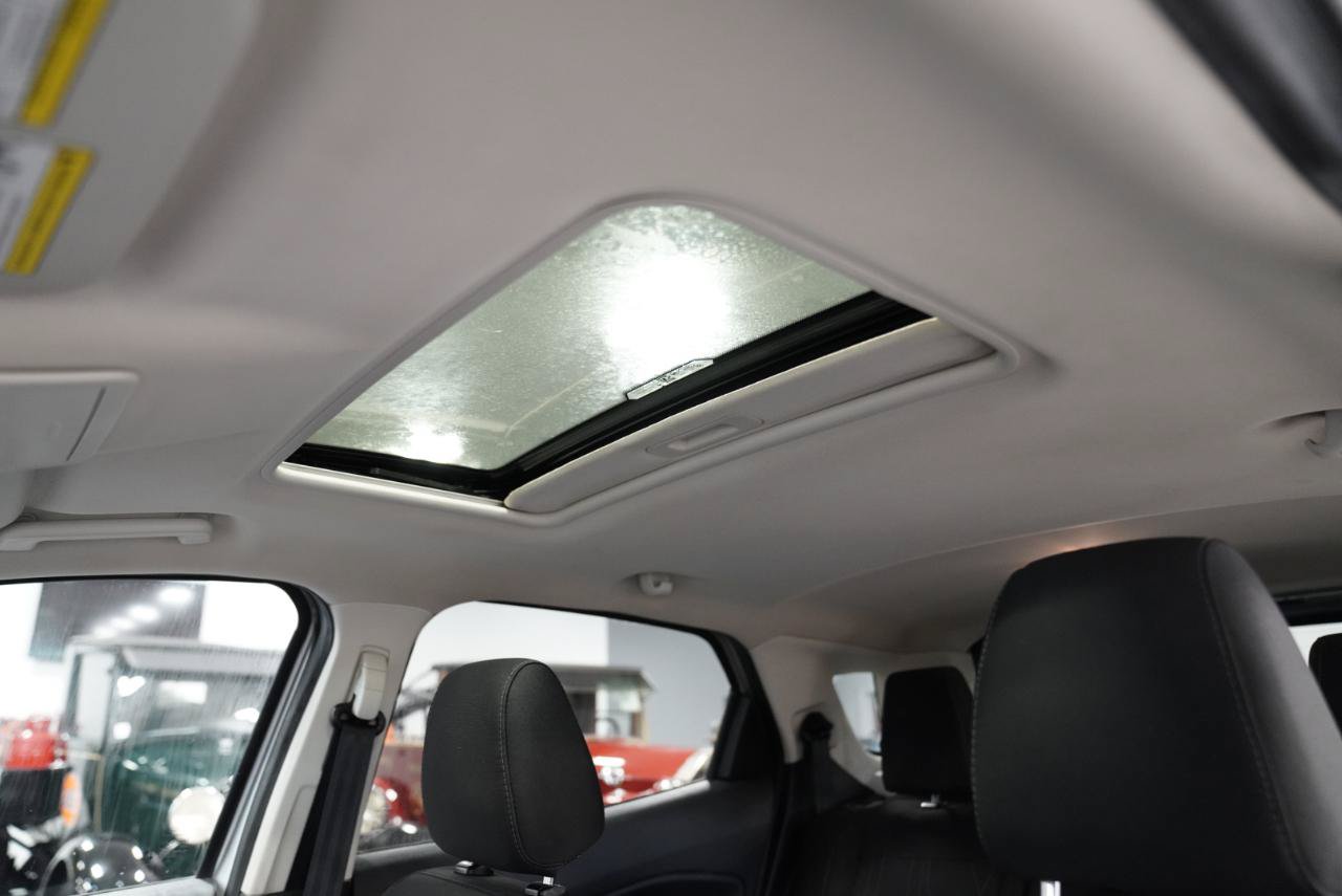 Used 2021 Ford EcoSport SE FWD image 27