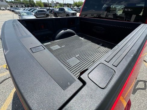 Used 2022 Ford F150 XLT w/ XTR Package image 33