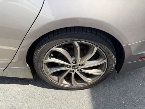 Used 2019 Lincoln MKZ Reserve w/ Reserve Plus Package image 8