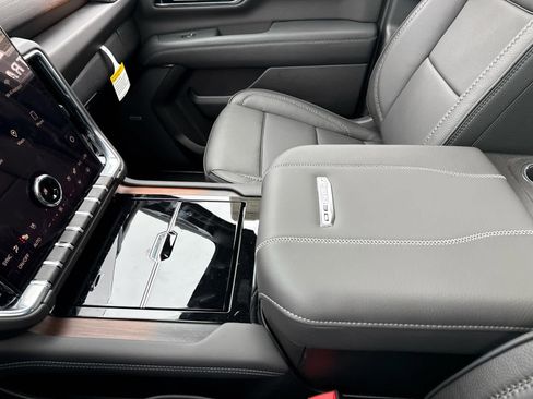 New 2026 GMC Yukon XL Denali w/ Sun & Power Step Package image 24