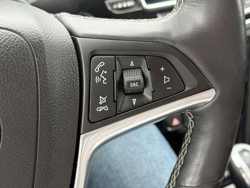 Used 2018 Buick Encore Essence image 39