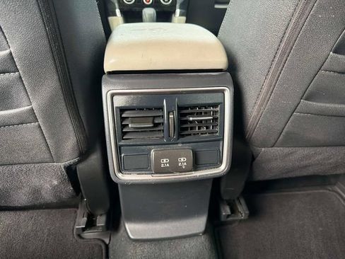 Used 2024 Subaru Forester Premium AWD/4WD image 18