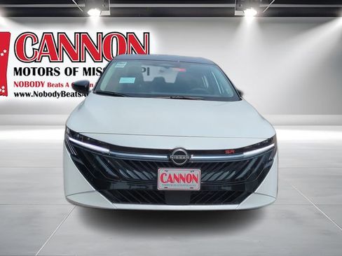 New 2026 Nissan Sentra SR w/ Floor Mat Package FWD image 2