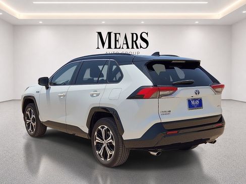 Used 2024 Toyota RAV4 XSE w/ Premium Package AWD/4WD image 3